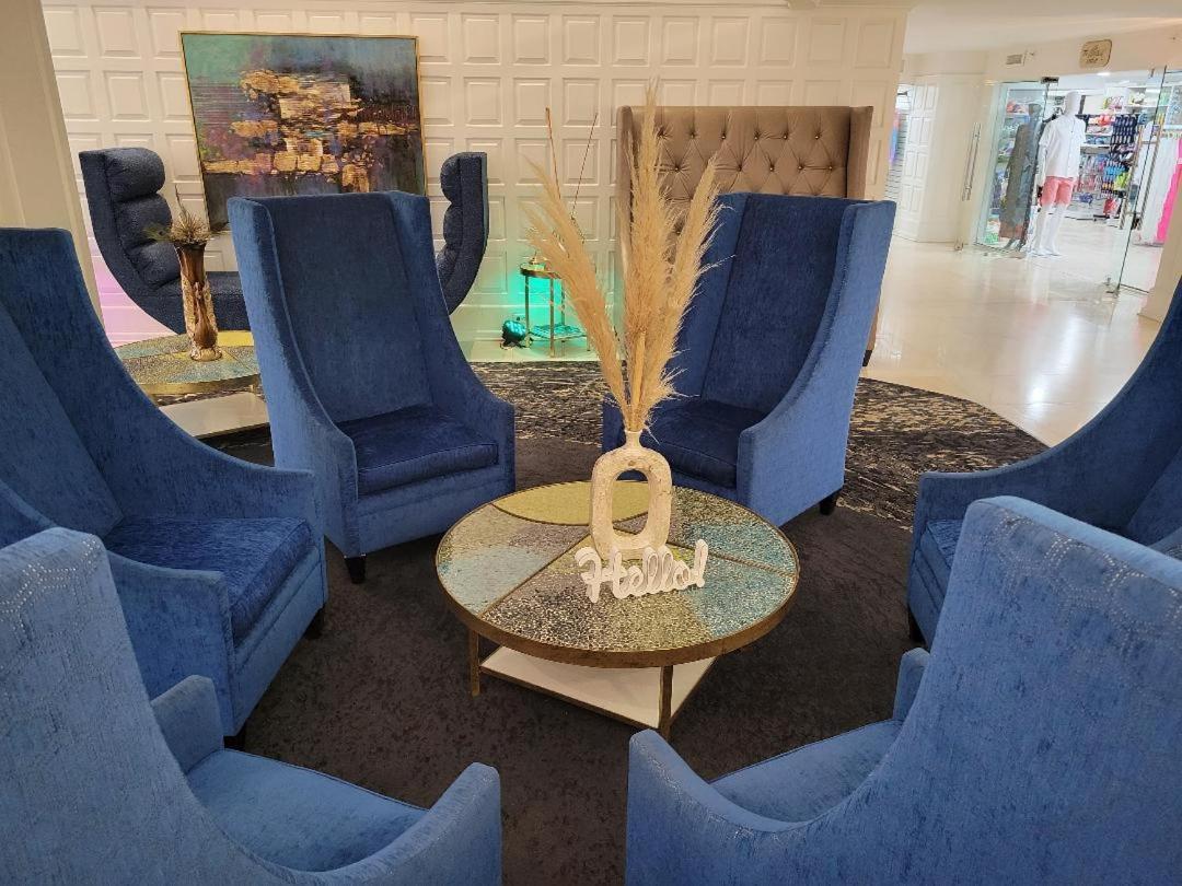 2 Bedroom 2 Bath Beachfront Condo On Miami Beach Millionaire Row Exteriör bild