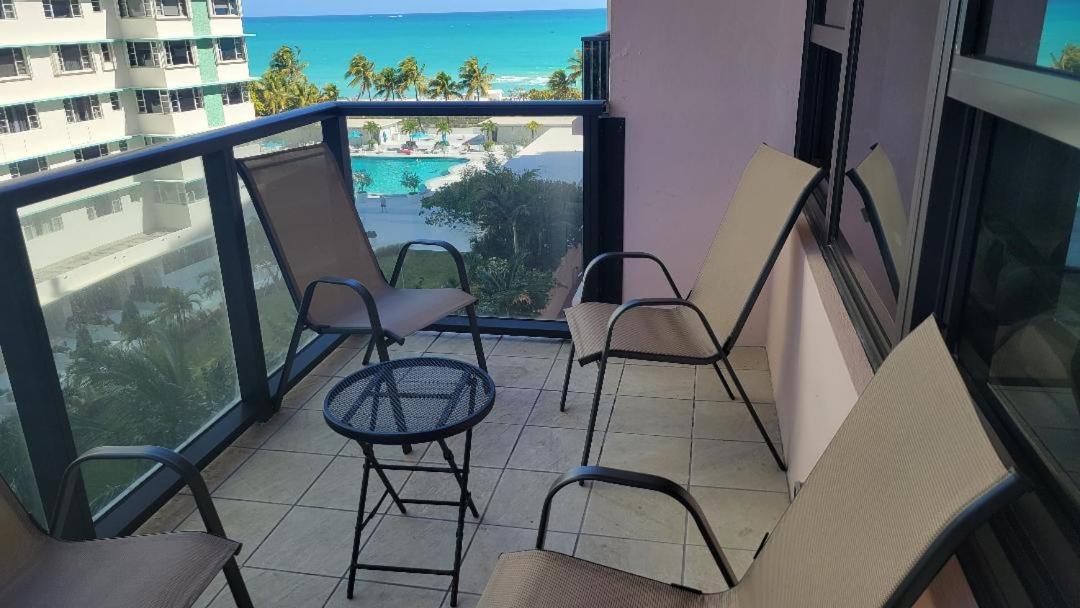 2 Bedroom 2 Bath Beachfront Condo On Miami Beach Millionaire Row Exteriör bild