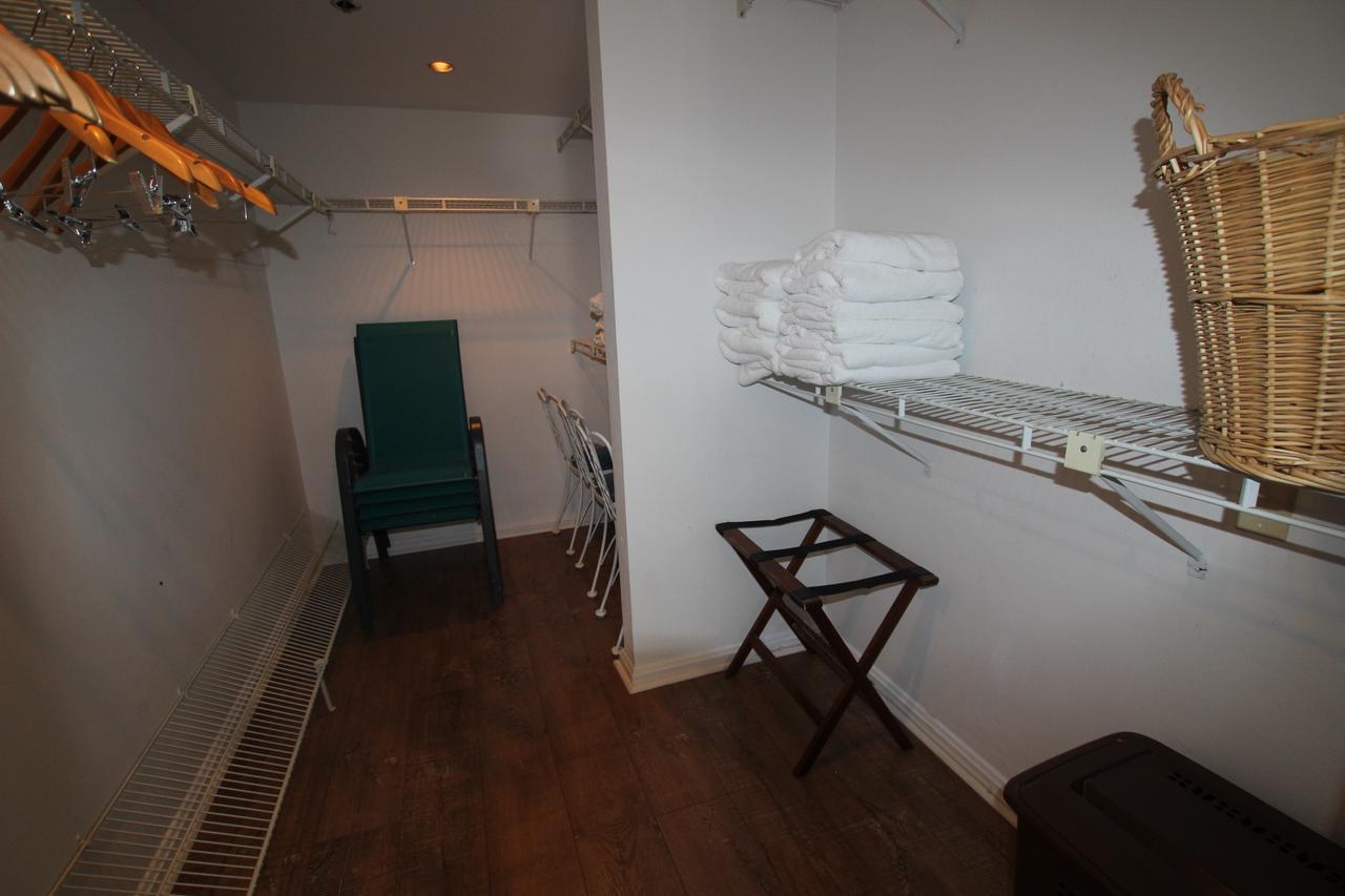2 Bedroom 2 Bath Beachfront Condo On Miami Beach Millionaire Row Exteriör bild