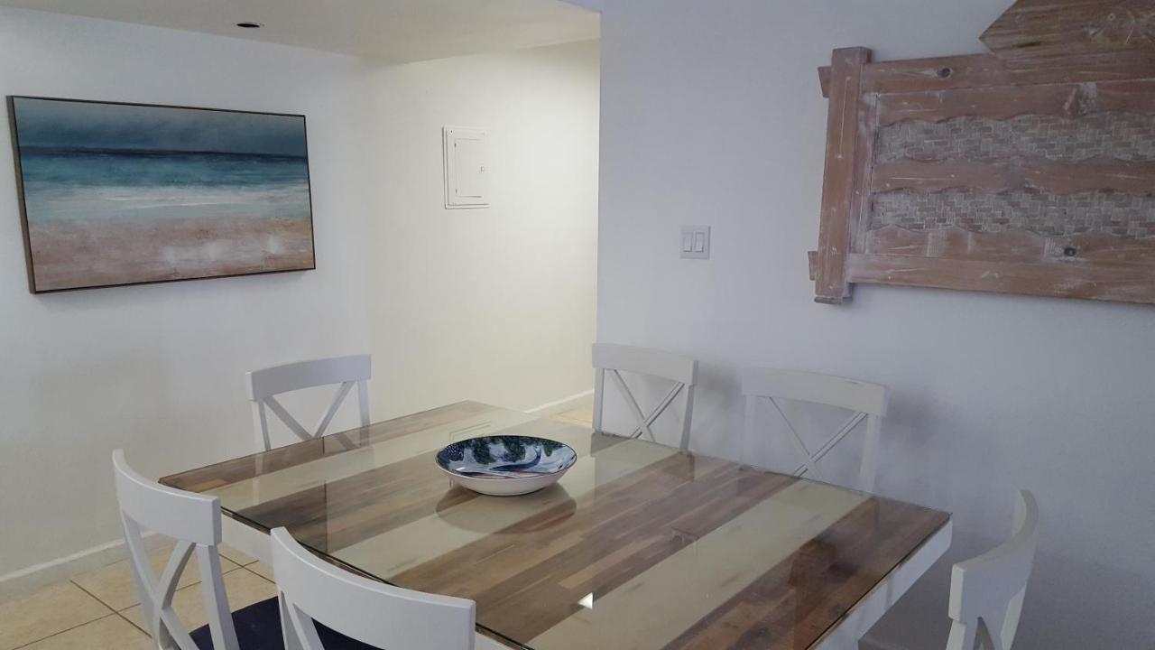 2 Bedroom 2 Bath Beachfront Condo On Miami Beach Millionaire Row Exteriör bild